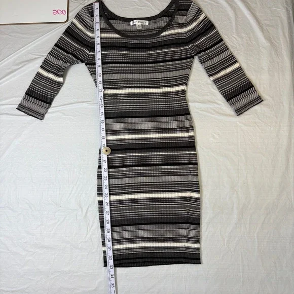 Say What? Womens XL Striped Ribbed Knit Bodycon Sweater Dress 3/4 Sleeve Grey - Picture 5 of 9